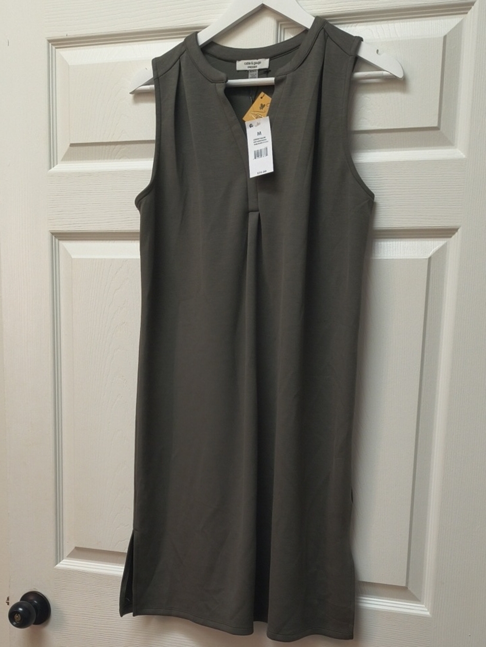 Cable & Gauge Sleeveless Olive Green Midi Dress